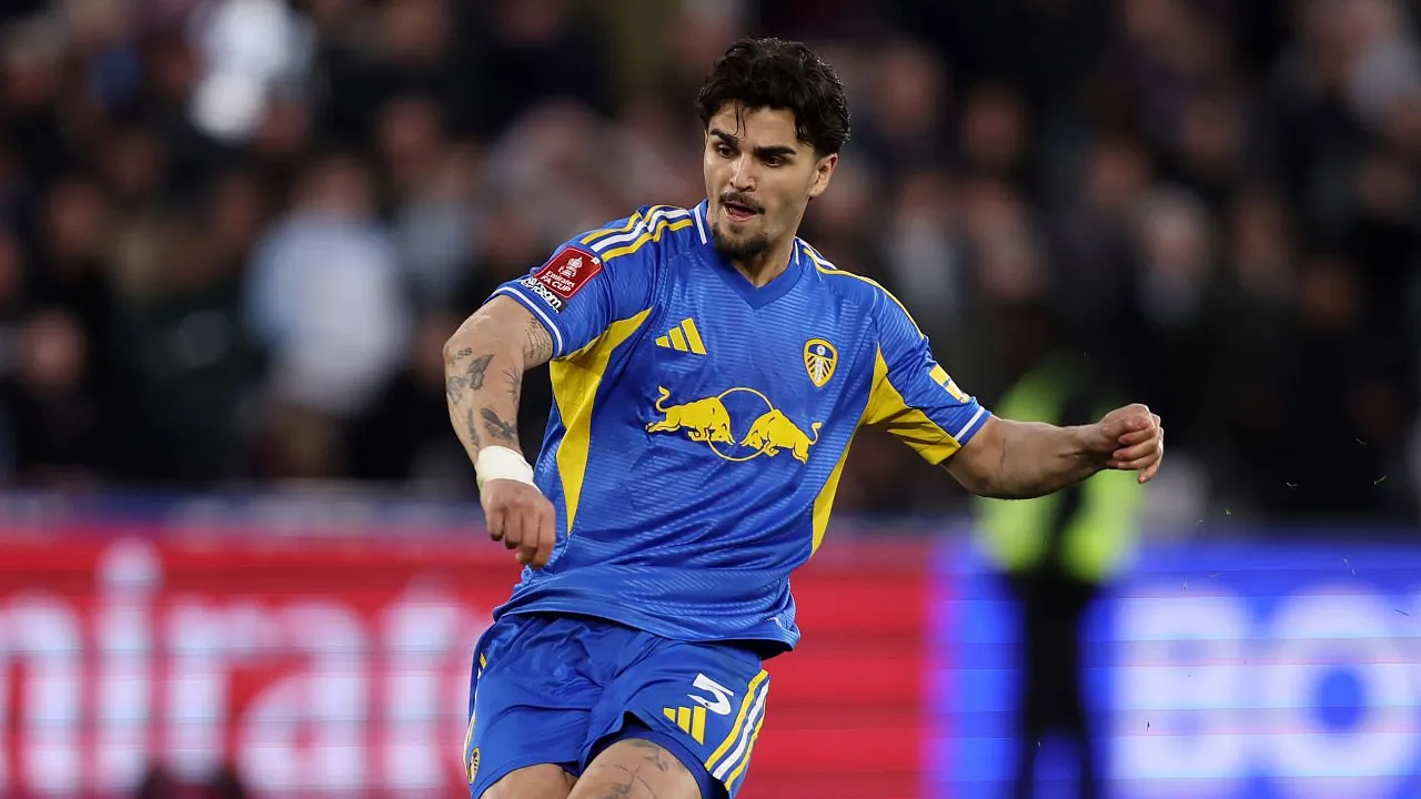 Leeds Tantang Chelsea di Semifinal Piala FA, Pascal Struijk: Kami Siap!