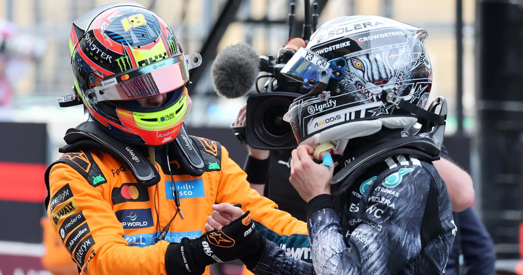 McLaren Siapkan Upgrade Besar, Mercedes Waspada - sumber: (racingnews365)