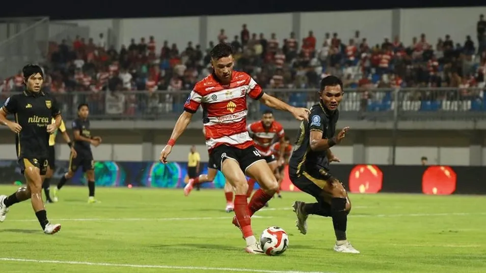 RB Kritik Penyelesaian Akhir Madura United Usai Kekalahan Terbaru - sumber: (ileagueid)