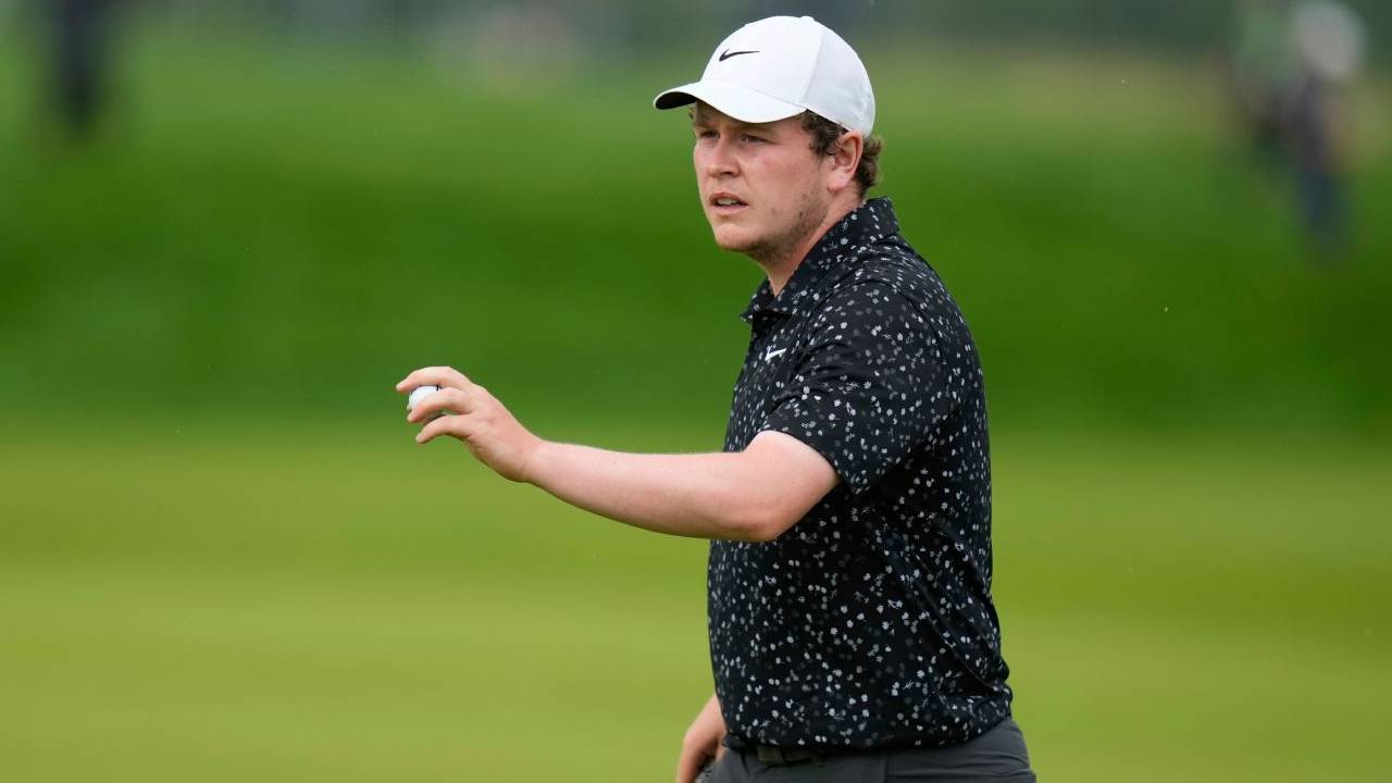 Robert MacIntyre Pimpin Texas Open Saat Putaran Ketiga Ditangguhkan