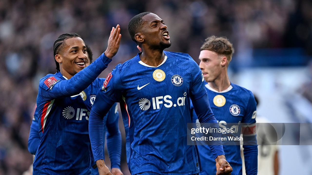 Tosin Adarabioyo Targetkan Trofi usai Chelsea ke Semifinal Piala FA