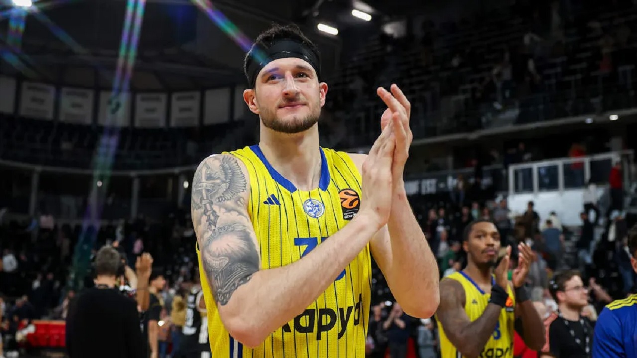 Zach Hankins Ingin Maccabi Tampil Ngotot Lawan Baskonia