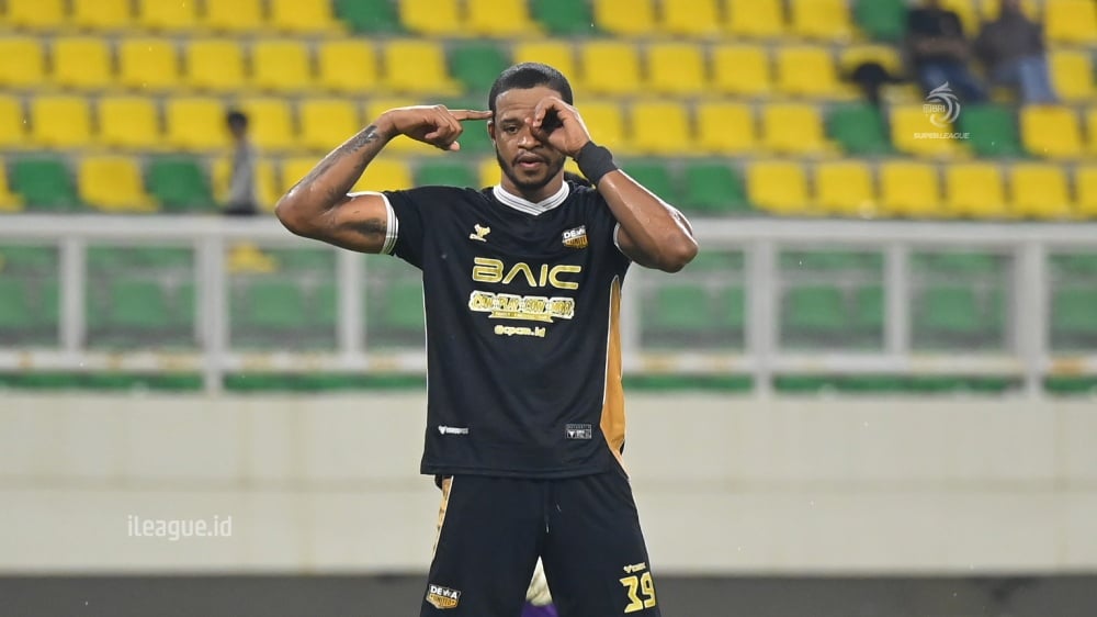 Alex Martins Tampil Gemilang: Prioritaskan Kemenangan Tim di Atas Rekor Pribadi