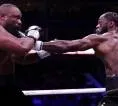 Hearn Tegaskan Deontay Wilder Lebih Unggul dari Derek Chisora