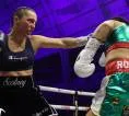 Kalahkan Flores, Ellie Scotney Juara Sejati Kelas Junior Featherweight