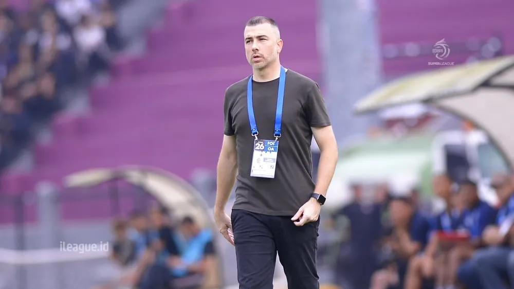 Kekecewaan Marcos Reina Setelah Persik Ditahan Imbang oleh Persijap - sumber: (ileagueid)