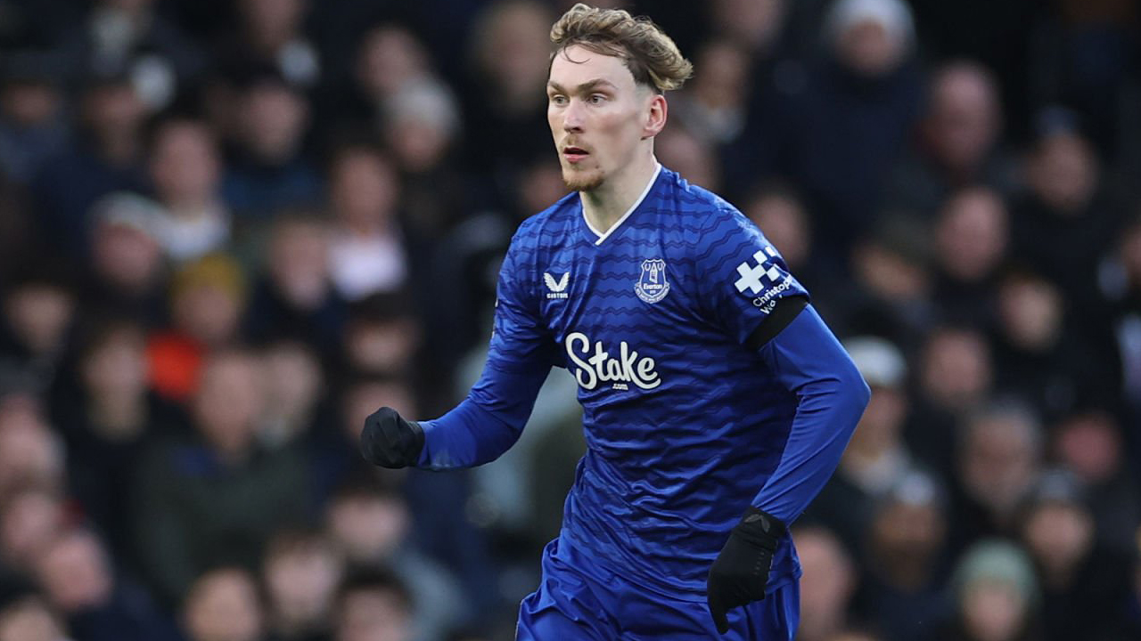 Nicky Butt Ungkap Alasan MU Lepas James Garner ke Everton