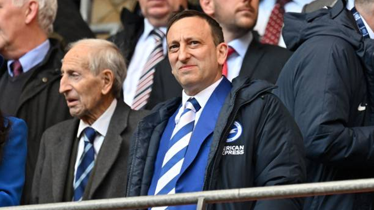 Pensiun di Akhir Musim, Pemilik Klub Apresiasi Dua Figur Kunci Brighton