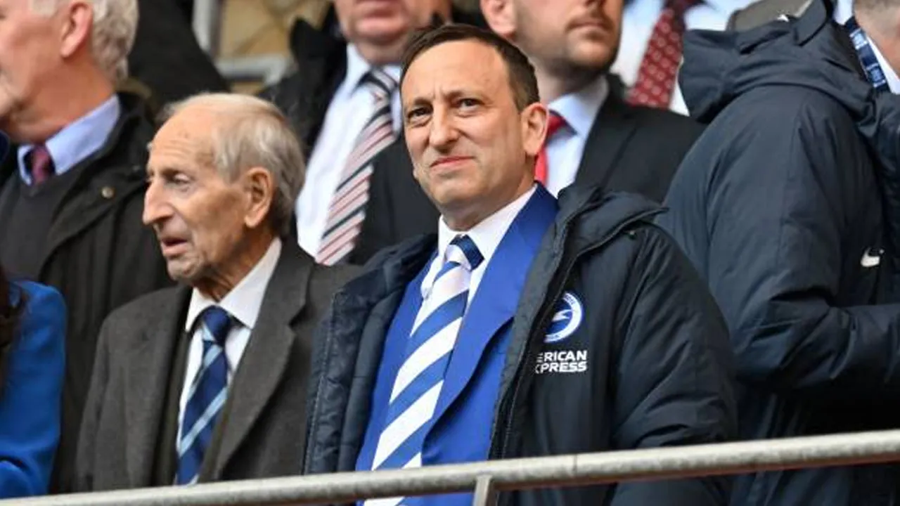 Pensiun di Akhir Musim, Pemilik Klub Apresiasi Dua Figur Kunci Brighton