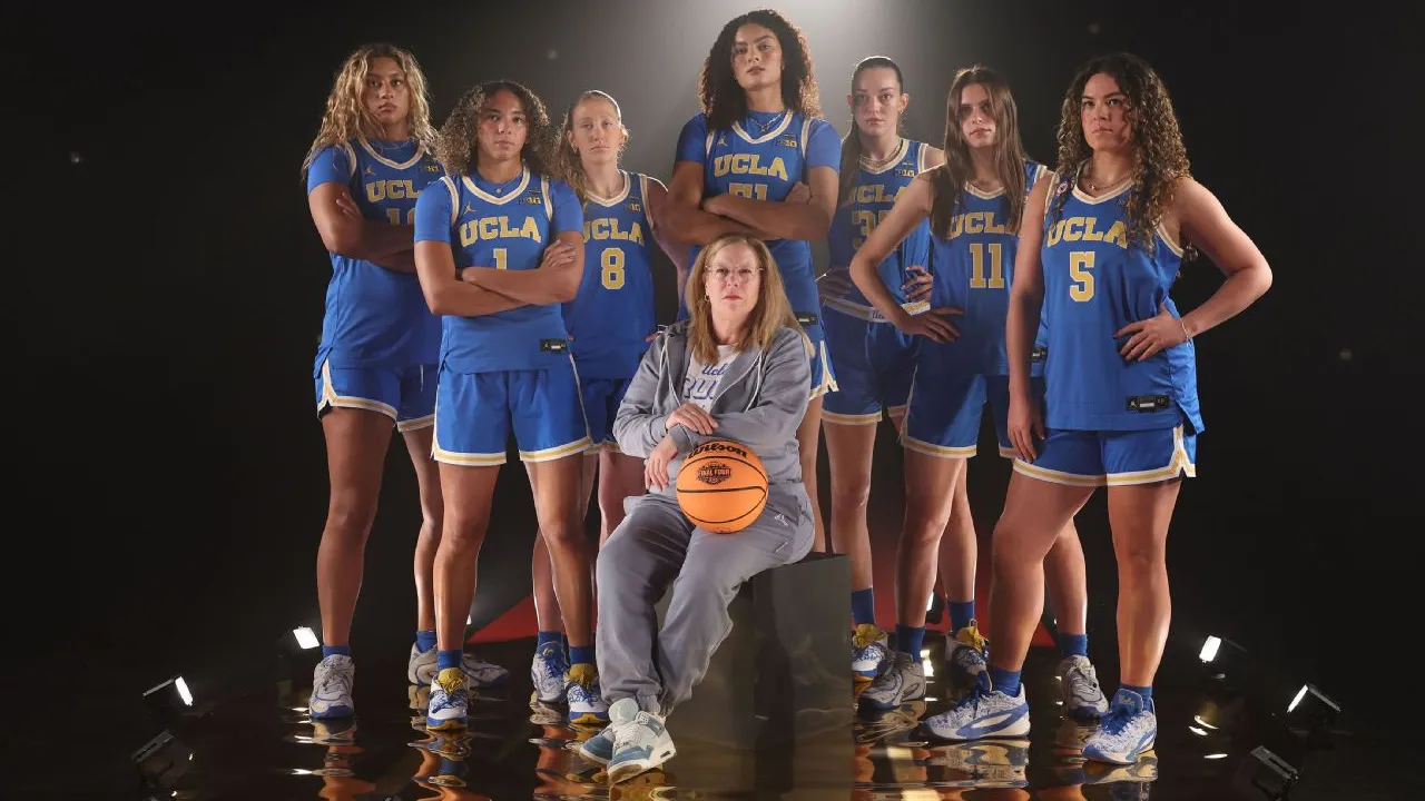 Sebanyak tujuh pemain senior menjadi fondasi utama tim putri UCLA Bruins, termasuk beberapa pemain transfer yang memberikan dampak signifikan. (Foto: ESPN)