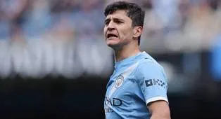 Abdukodir Khusanov Sabet Penghargaan Pemain Terbaik Man City Bulan Maret