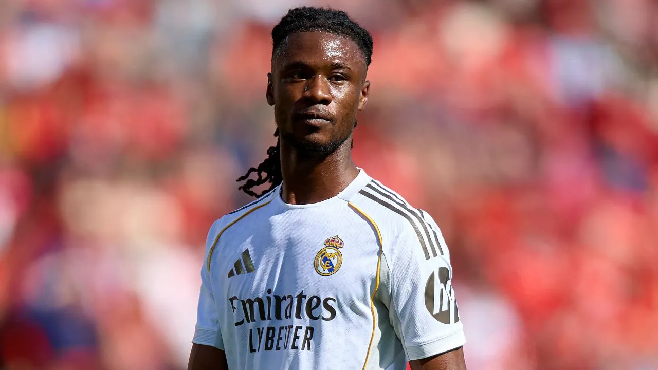 Cari Pengganti Casemiro, MU Mulai Lirik Eduardo Camavinga