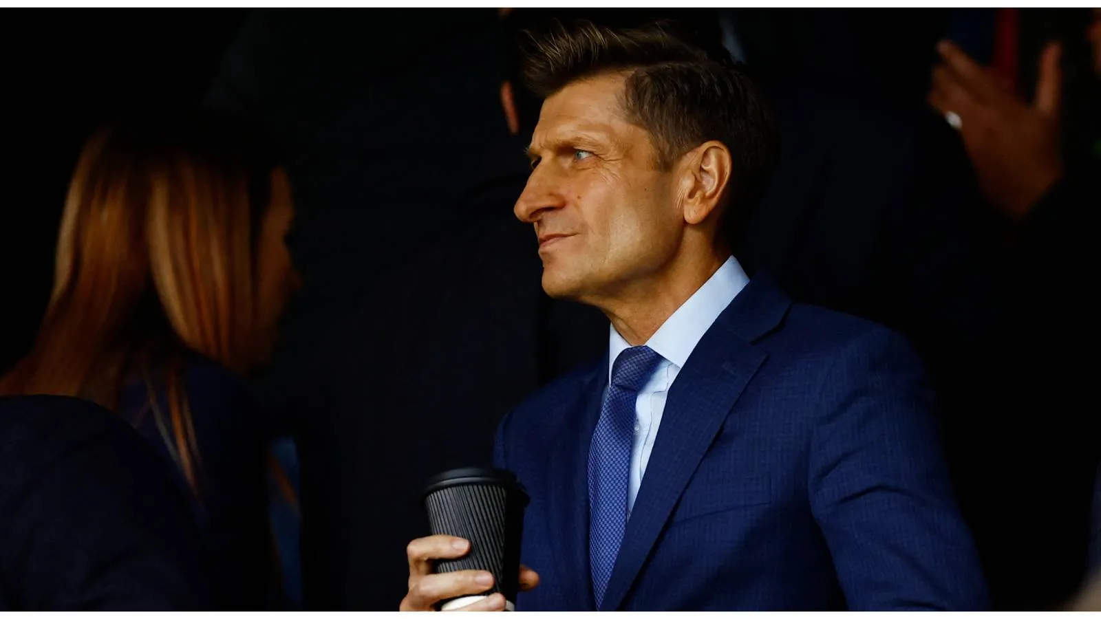 Crystal Palace Sambut Kedatangan Bintang Muda untuk Pembicaraan Transfer - sumber: (givemesport)