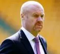 Dyche Klarifikasi Minat Tottenham dan Prediksi Nasib Mereka di EPL