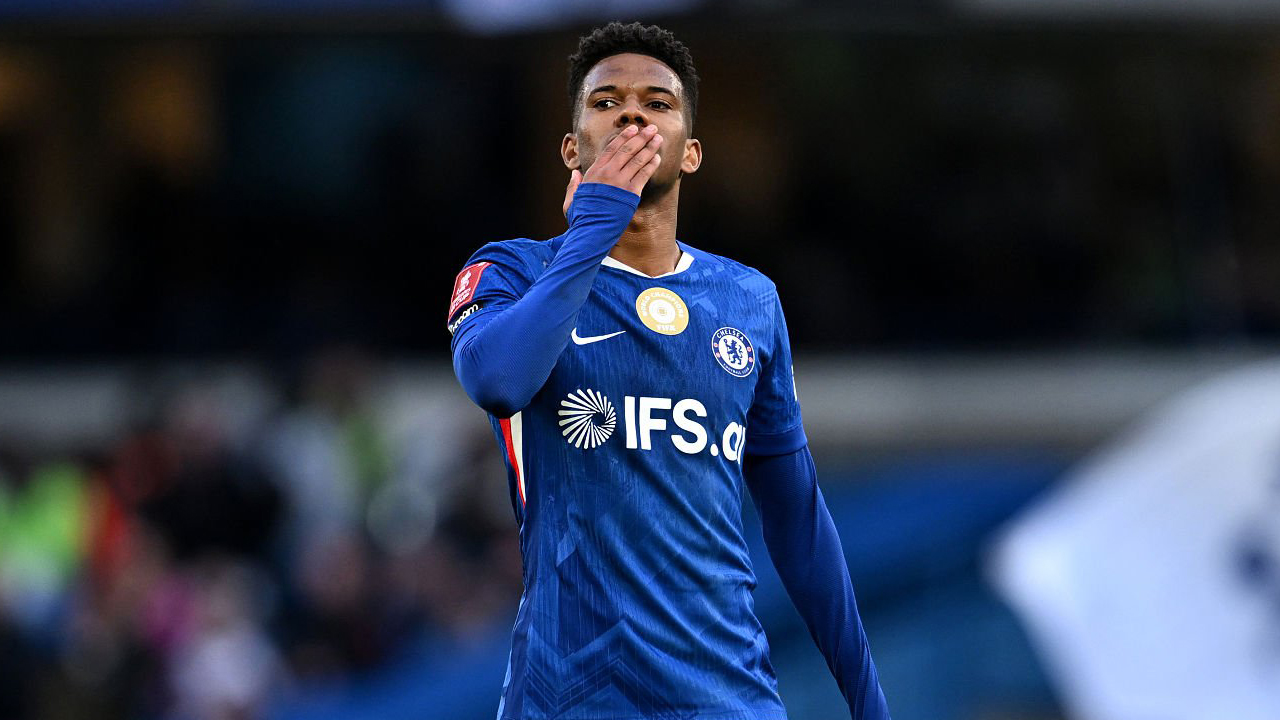 Estevao Willian Masuk Radar PSG, Opsi Pengganti Jika Barcola Hengkang