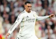 Keane Kritik Performa Trent Alexander-Arnold Saat Hadapi Bayern Munich