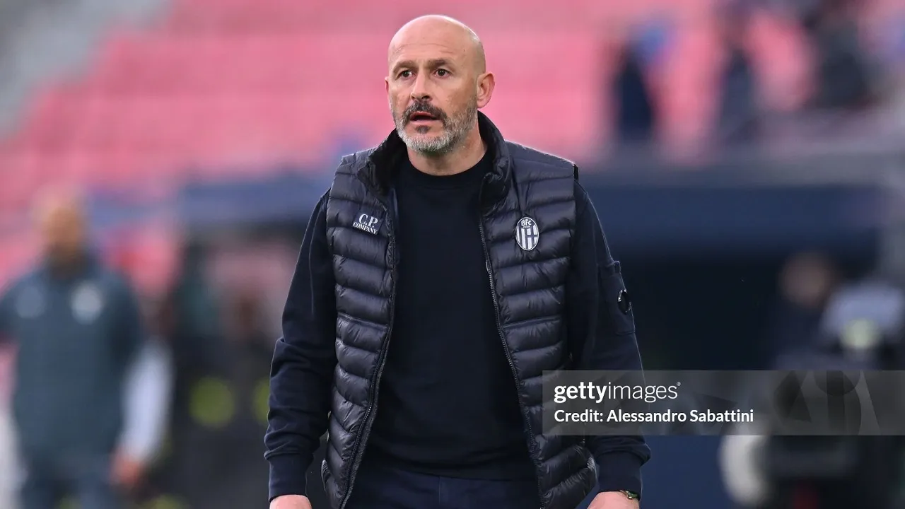 Vincenzo Italiano ingin jaga peluang Bologna hingga leg kedua