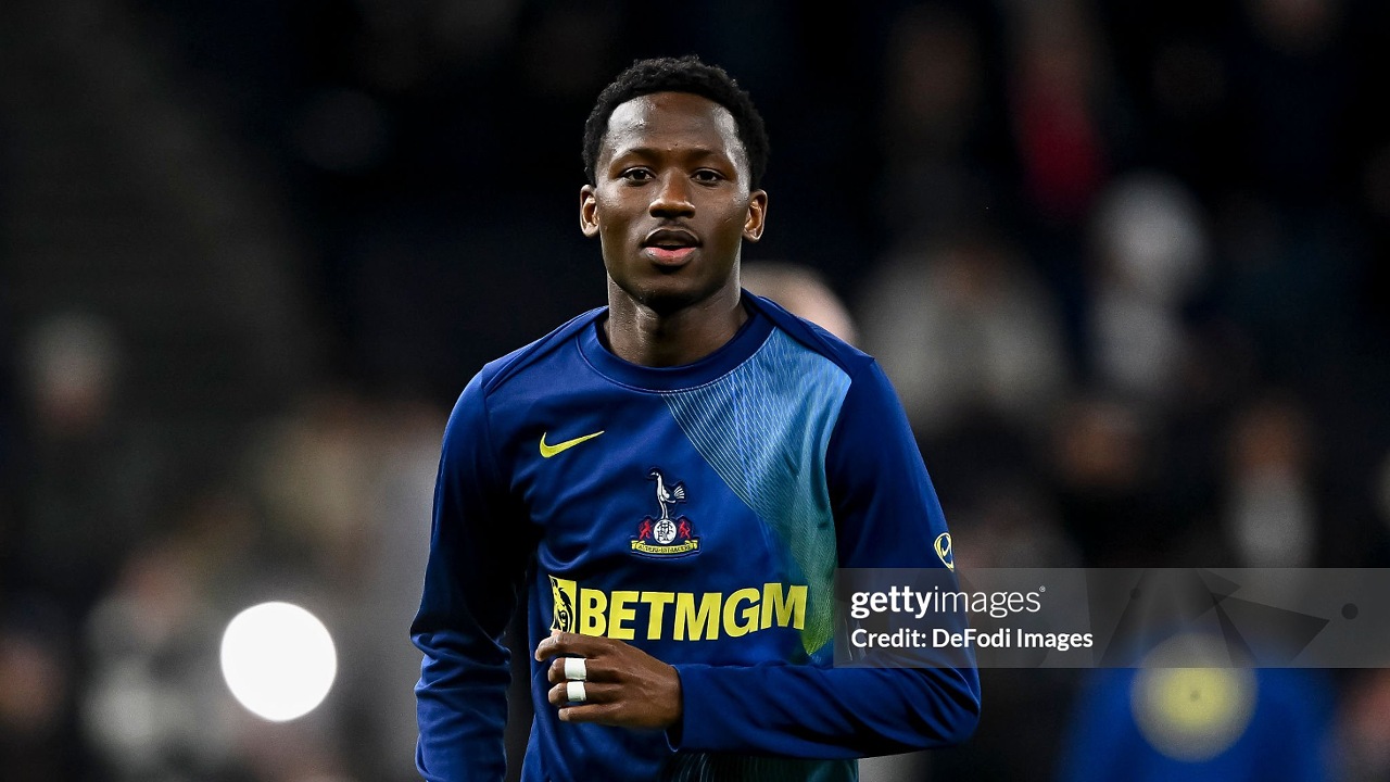 Pape Matar Sarr Diincar Fenerbahce, Tottenham Siap Jual?