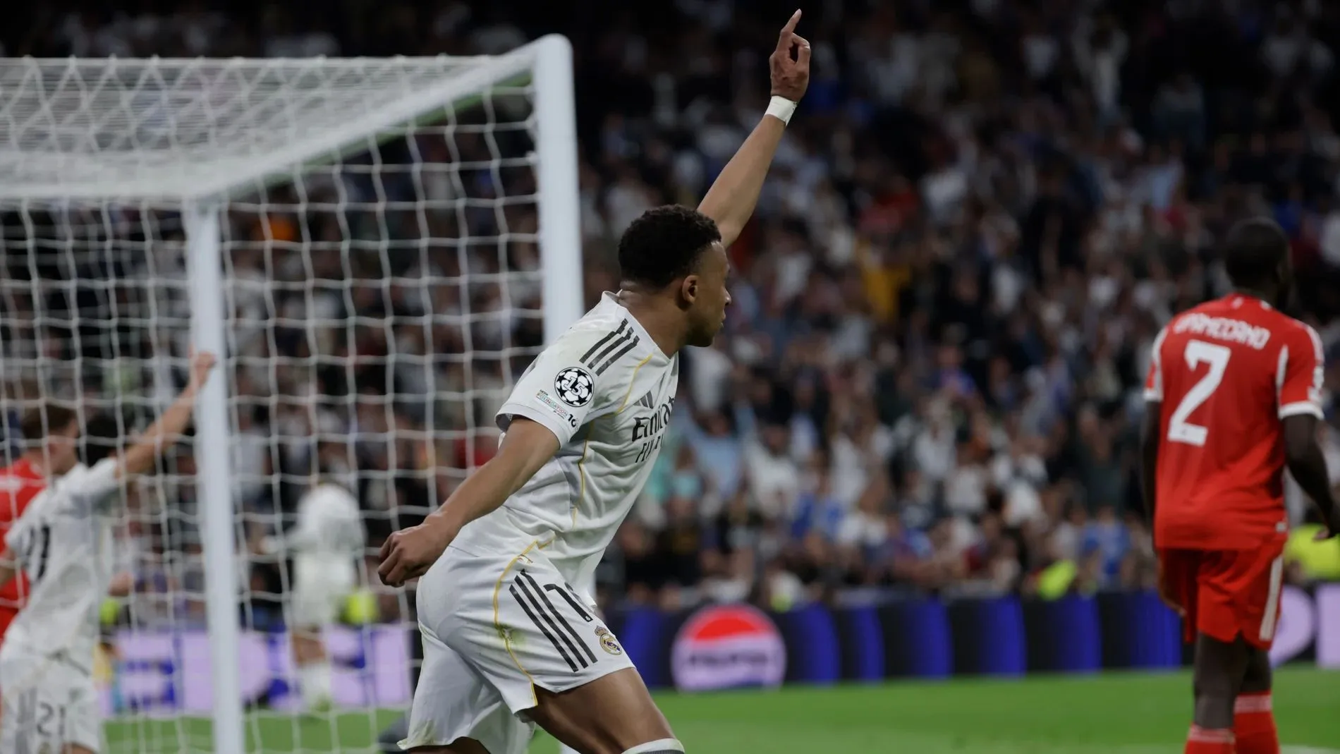 Penilaian Pemain Real Madrid Usai Kekalahan dari Bayern - sumber: (footballespana)