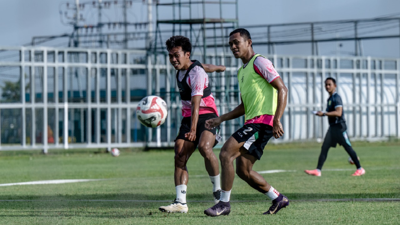 Riyan Ardiansyah Pantang Terbuai Pujian, Fokus Hadapi Persija Jakarta