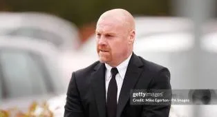 Sean Dyche Tolak Latih Tottenham, Bukan Karena Uang