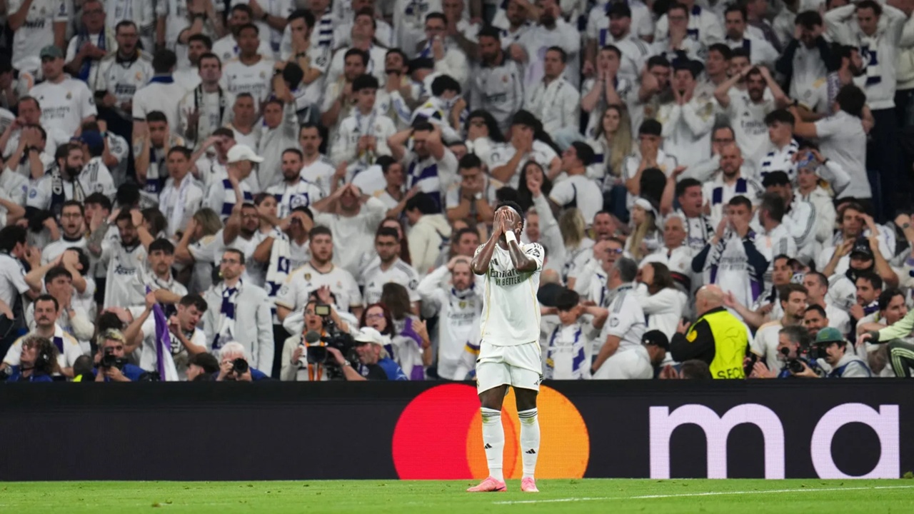 Vinicius Jr Kembali Dicemooh Fans Real Madrid saat Dikalahkan Bayern Munich