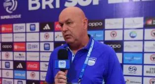 Bojan Hodak dalam Pembicaraan Lanjutan untuk Perpanjangan Kontrak di Persib