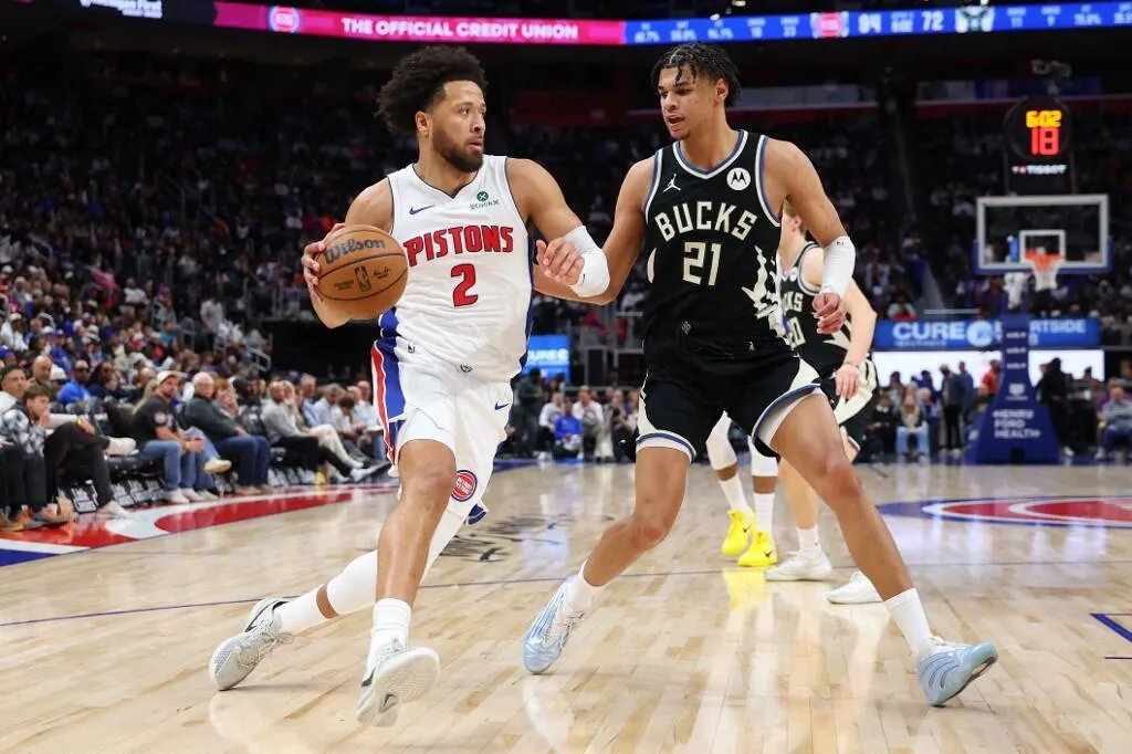 Cade Cunningham Tampil Gemilang Usai Pulih dari Cedera Paru-paru - sumber: (mainbasket)