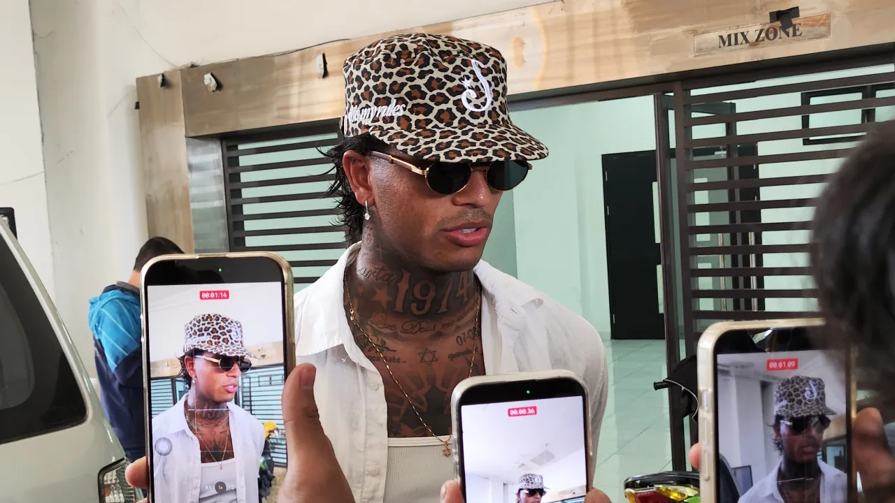 Ramon Tanque rayakan gol dengan gaya selebrasi ala Dragon Ball