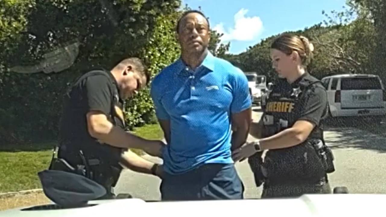 Jaksa Kejar Rekam Obat Tiger Woods Usai Kecelakaan Mobil Akibat Mabuk