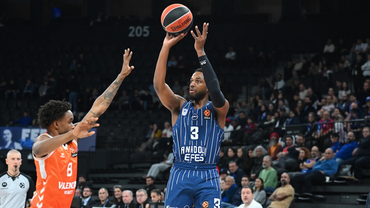 Jordan Loyd Ingin Efes Balas Dendam Pada Dubai