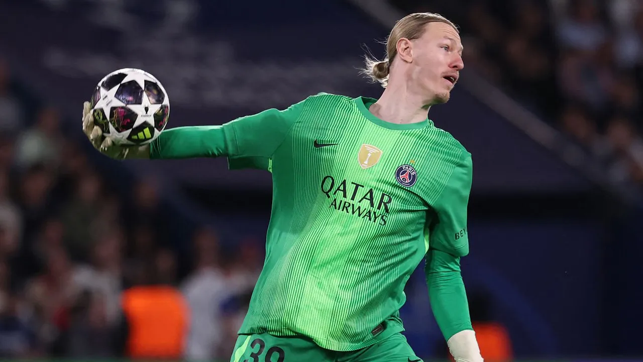 Matvey Safonov Puas PSG Redam Liverpool, Siap Menang Lagi di Anfield