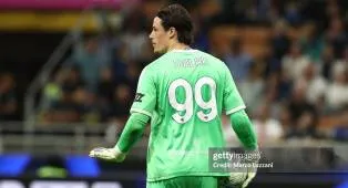 Mile Svilar Jadi Target Chelsea dan Newcastle, Roma Siaga