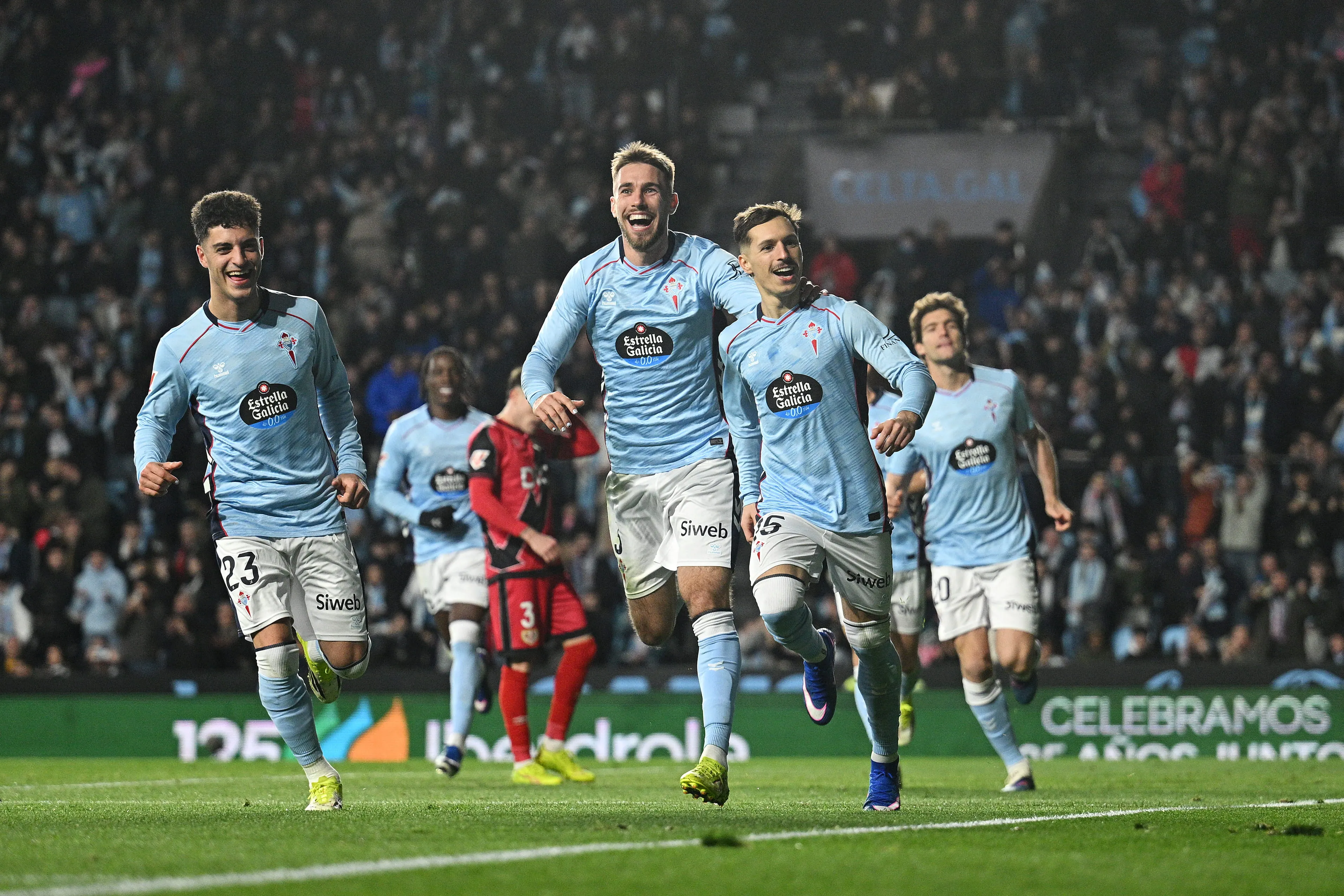 Arsenal Tertarik Rekrut Bek Celta Vigo Oscar Mingueza - sumber: (footballespana)