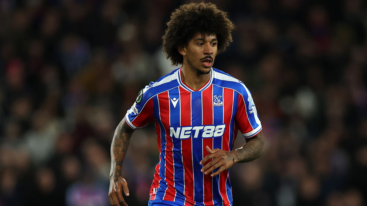 Chris Richards Tak Mau Terlena Meski Palace Menang Telak atas Fiorentina