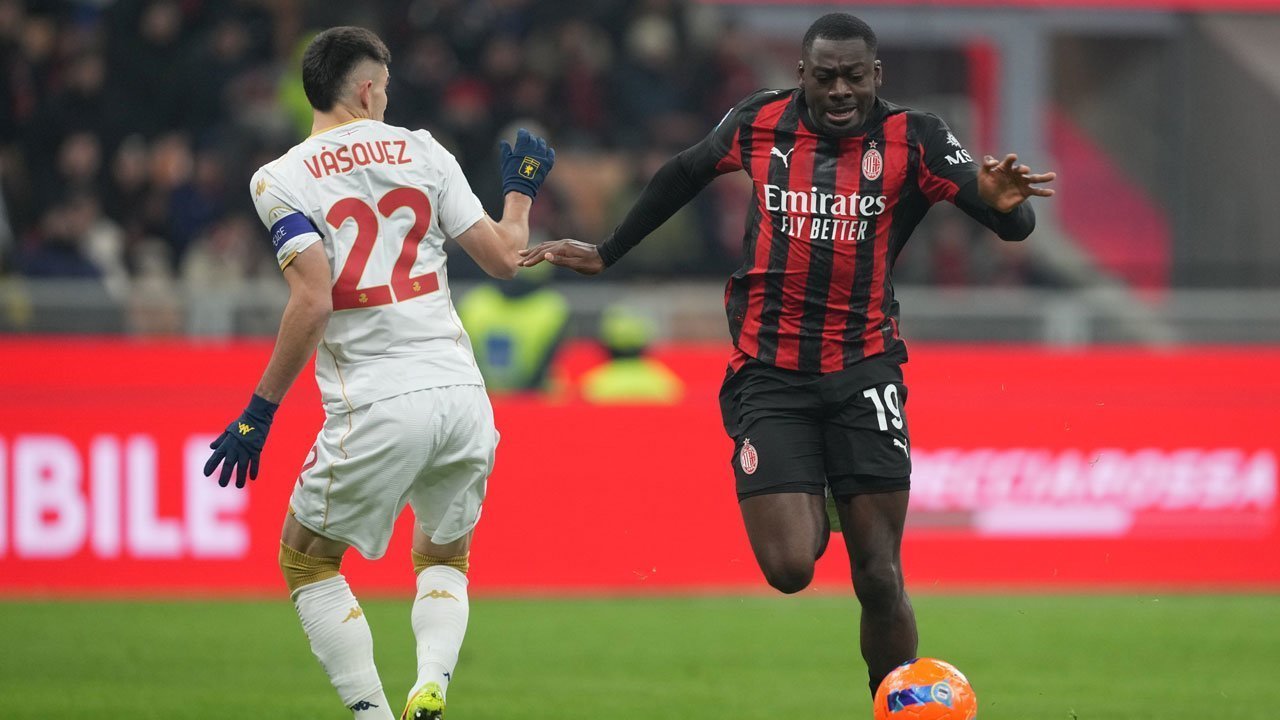 Demi Biayai Aktivitas Transfer, AC Milan Siap Lepas Youssouf Fofana