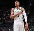 Giannis Absen di Laga Kandang Terakhir Bucks