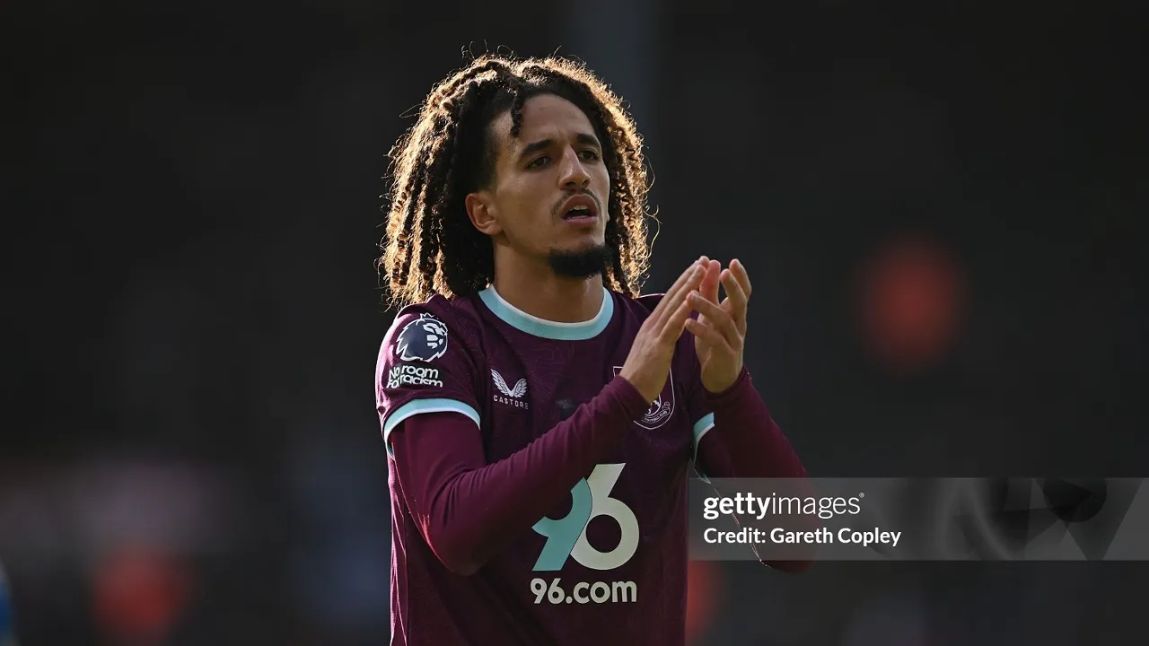 Hannibal Mejbri absen beberapa pekan, Burnley dapat kabar baik