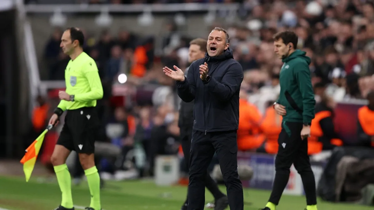 Hansi Flick Anggap Laga Melawan Espanyol Sama Pentingnya