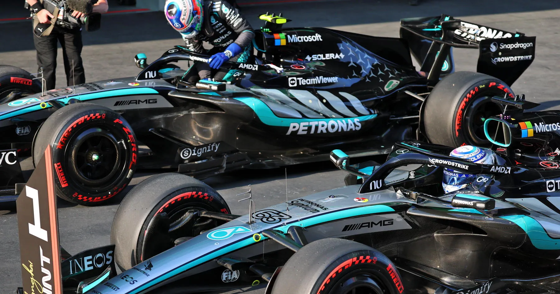 Haruskah George Russell Lebih Tegas Hadapi Kimi Antonelli? - sumber: (racingnews365)