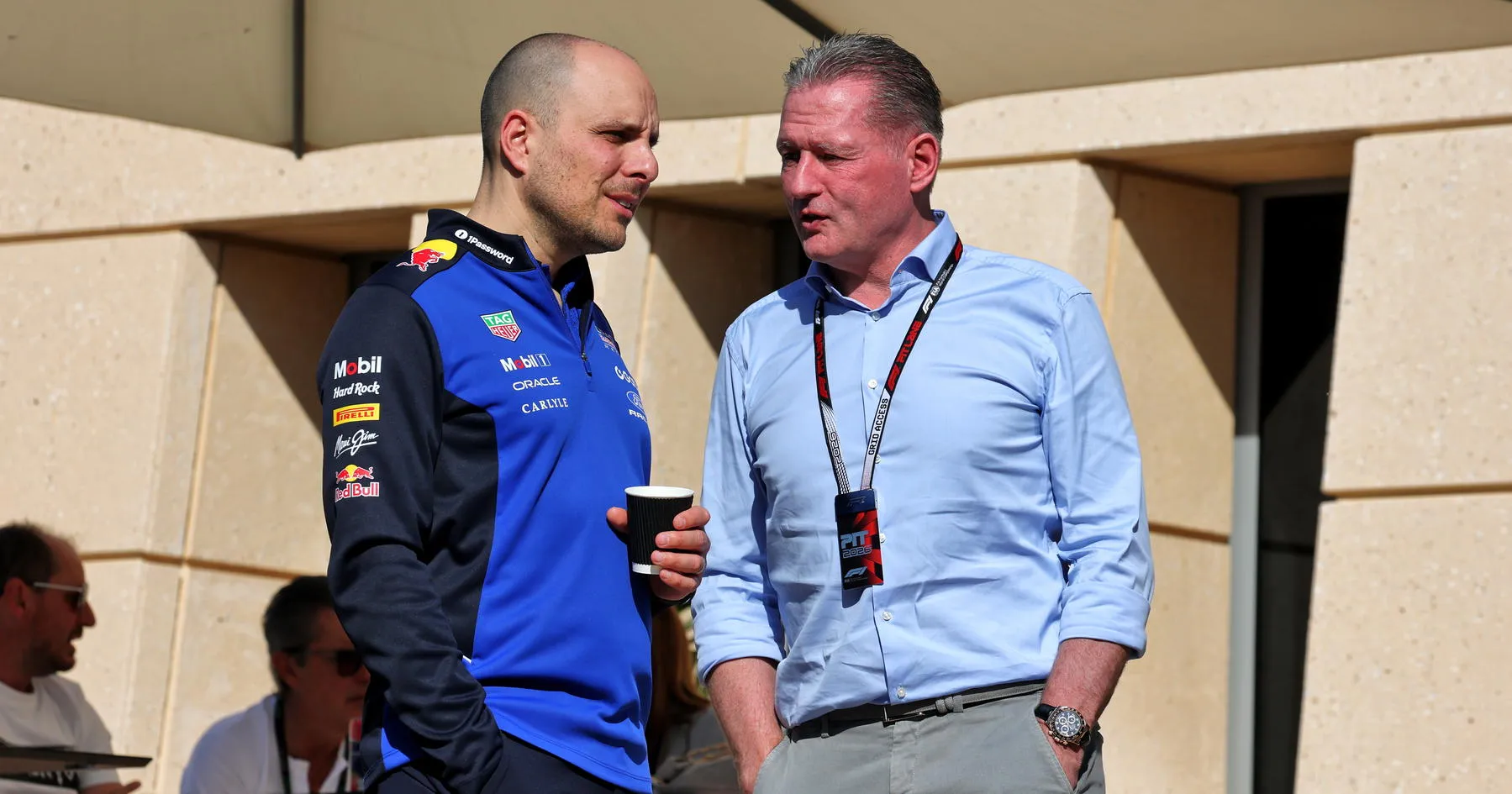 Helmut Marko Kembali ke F1, Verstappen Kehilangan Sekutu - sumber: (racingnews365)