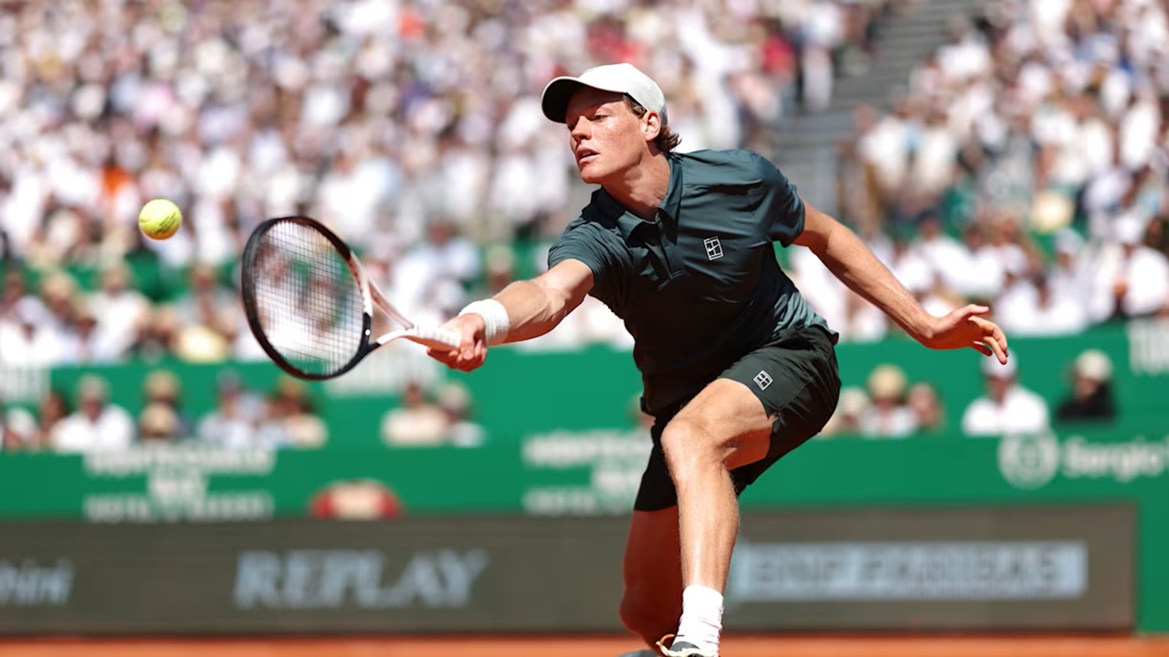 Maju Ke Semifinal Di Monte Carlo, Jannik Sinner Samai Prestasi Tiga Besar