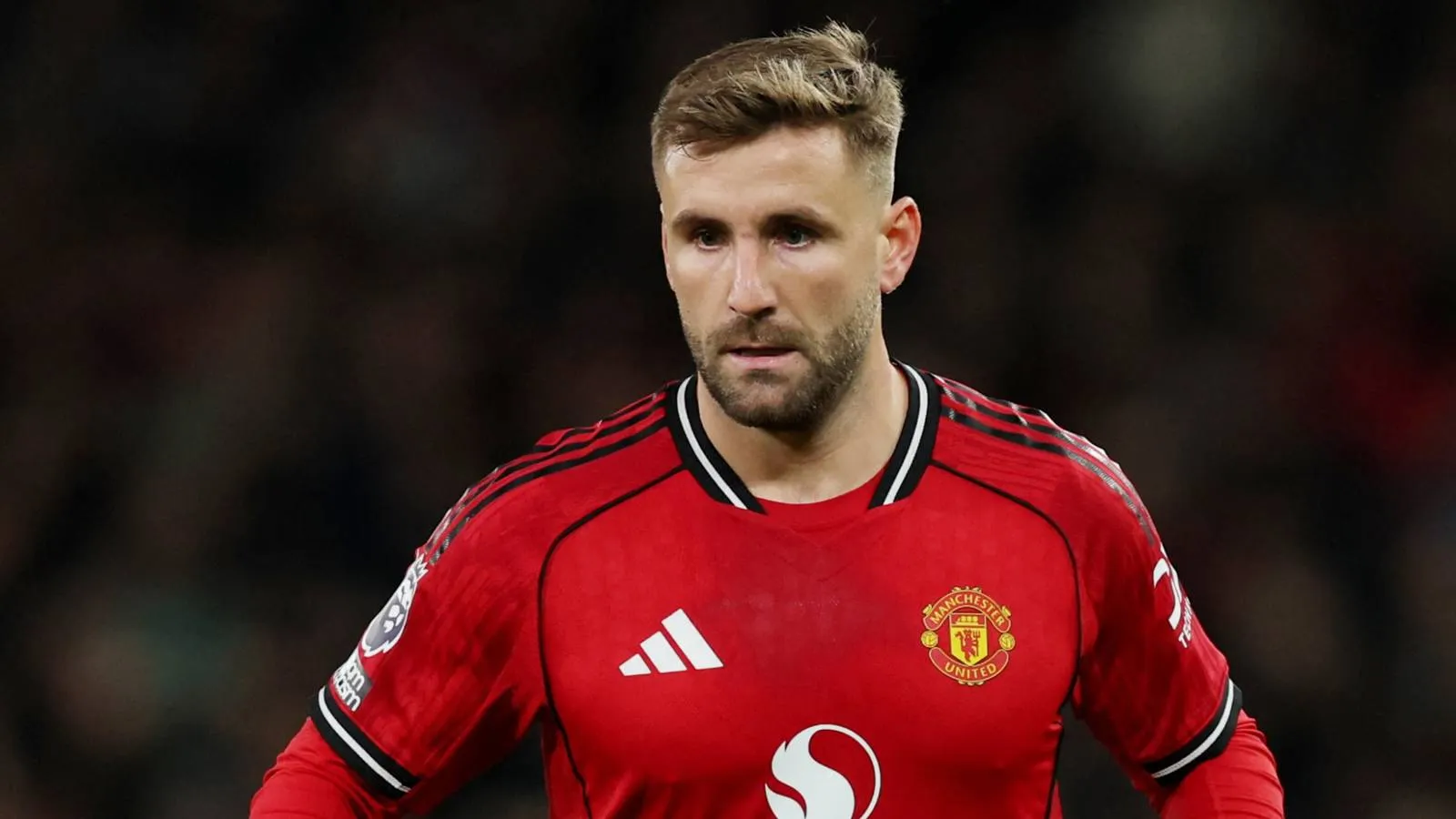 Manchester United Siap Rekrut Bintang Kelas Dunia untuk Perkuat Lini Pertahanan - sumber: (givemesport)