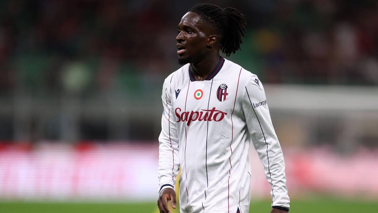 Musuhan Dengan Adrien Rabiot, AC Milan Tertarik Satukan Jonathan Rowe