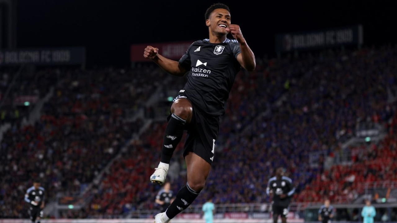 Ollie Watkins Sebut Aston Villa Beruntung Bisa Kalahkan Bologna