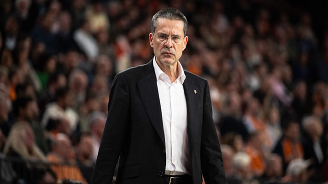 Pedro Martínez Tanggapi Pernyataan Ergin Ataman