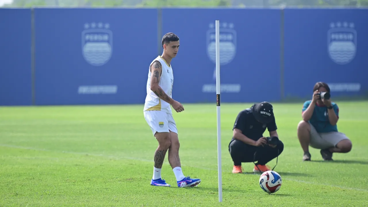 Wing back Persib, Eliano Reijnders