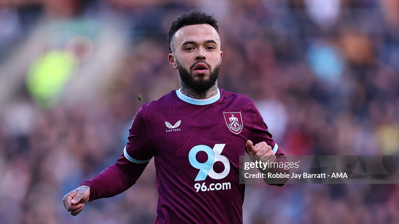 Quilindschy Hartman Ungkap Alasan Performa Naik Turun di Burnley