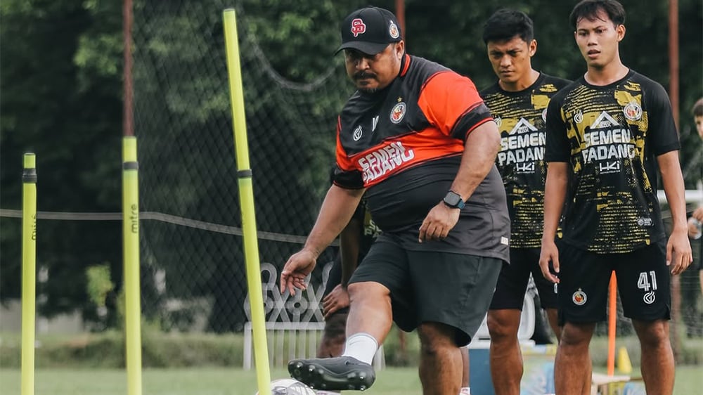 Semen Padang Bertandang ke Solo Tanpa Kehadiran Alhassan Wakaso