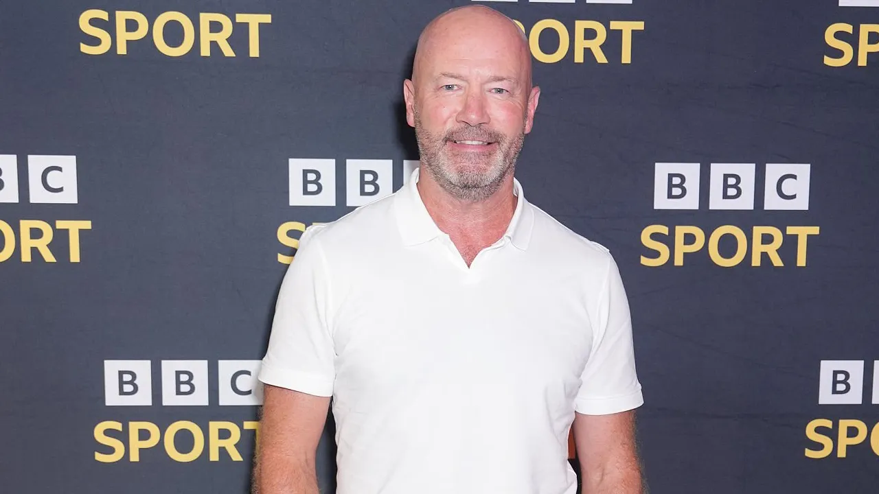 Alan Shearer Jagokan MU Kalahkan Leeds di Old Trafford